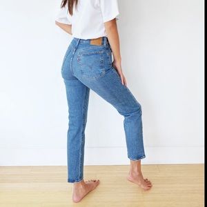 Levi Wedgie Fit Jeans